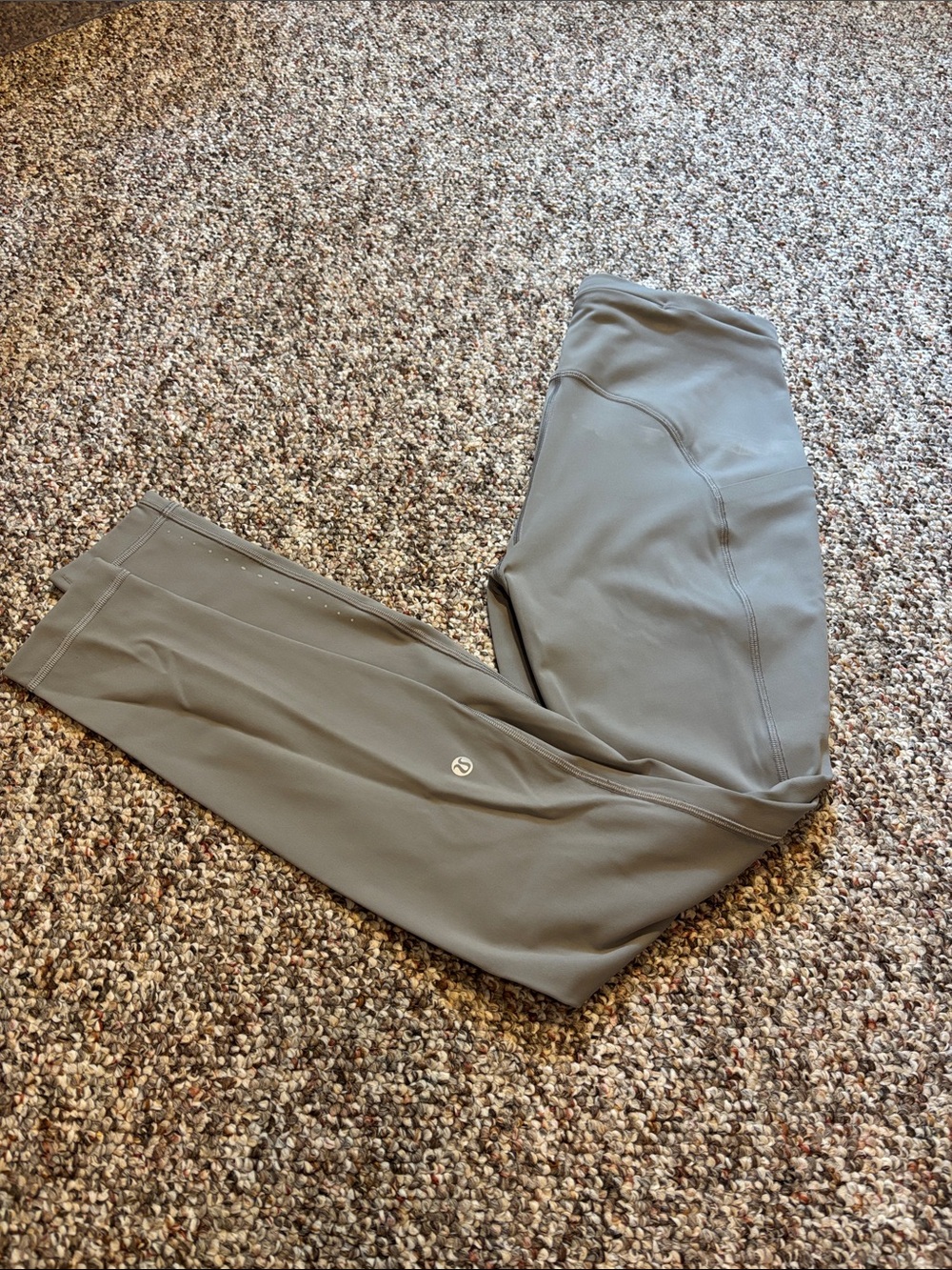 Lululemon Gull Grey-swift speed high rise tight 28”